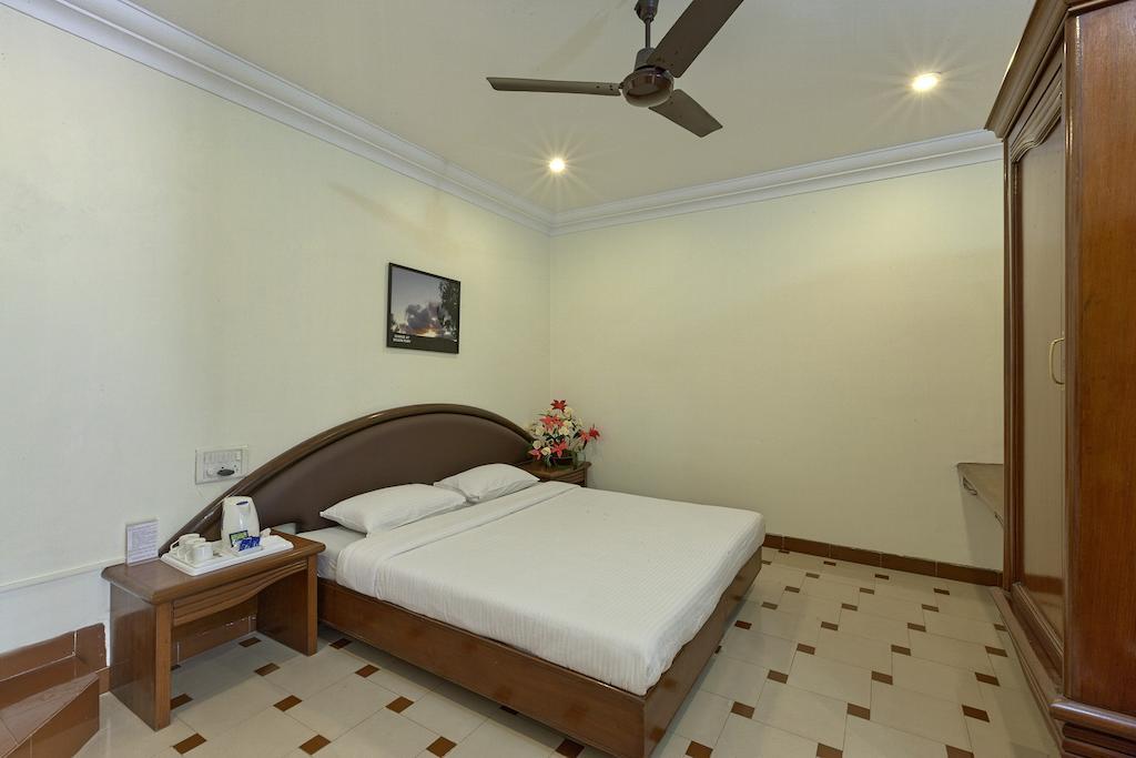 Shreyas Hotel Mahābaleshwar Rum bild