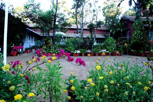 Shreyas Hotel Mahābaleshwar Exteriör bild